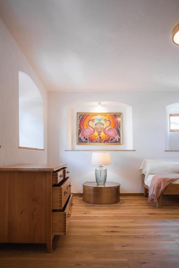 Historische Wohnung Mit Gehobenem Ambiente Walting Exterior photo